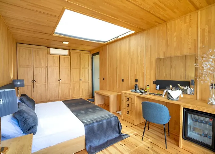 Avena Mountain - Breakfast And Dinner - Adults Only * אלאניה