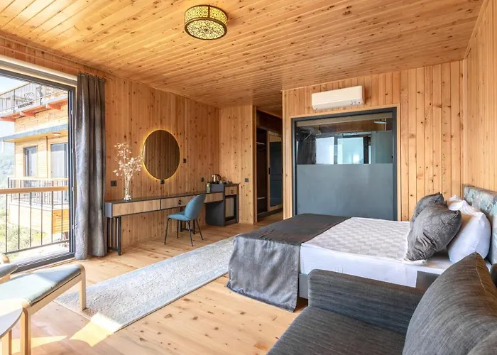 מלון Avena Mountain - Breakfast And Dinner - Adults Only אלאניה