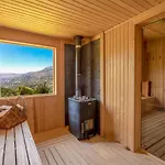Avena Mountain - Breakfast And Dinner - Adults Only